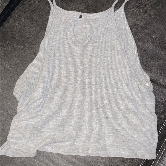 Gray crop top - Picture 2 of 2
